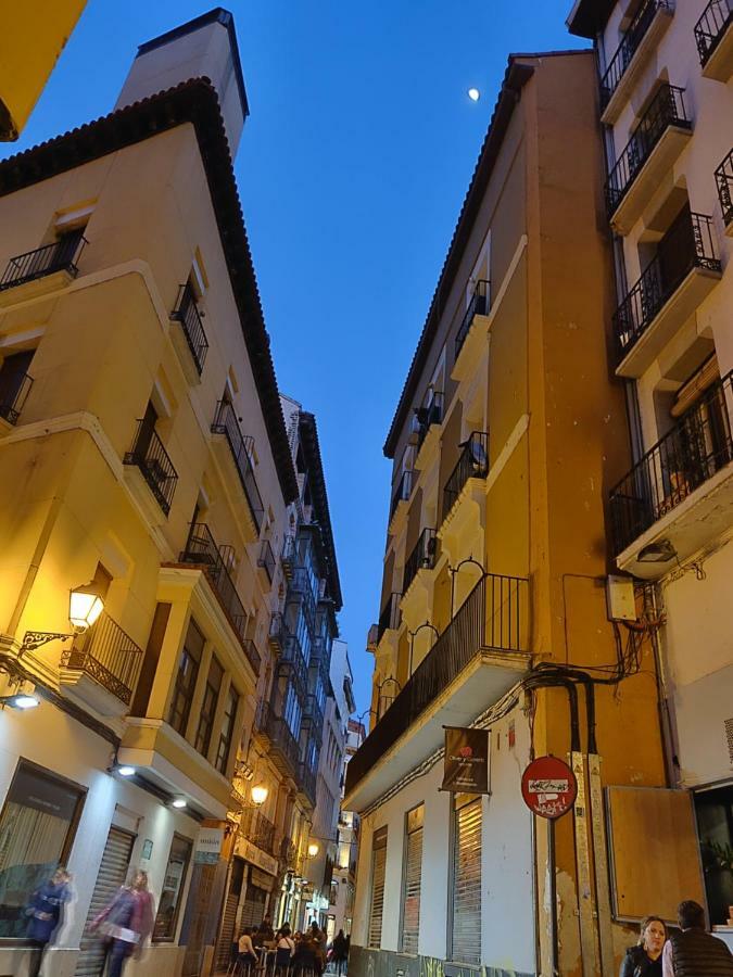 New, Cozy Apartment Plaza Del Pilar-Fuenclara Zaragoza Exteriör bild